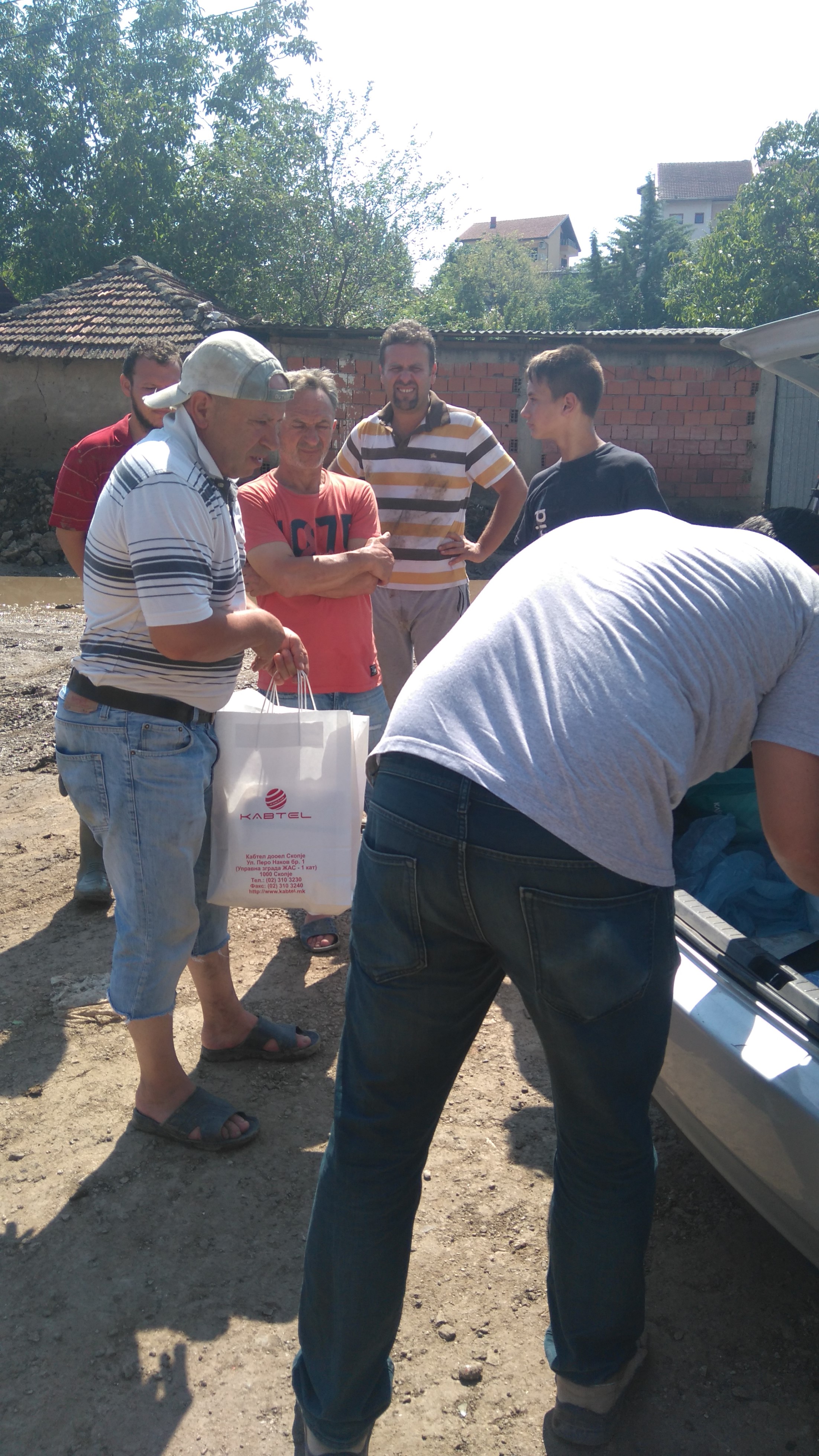 Donation for the families - victims of the floods - 4
